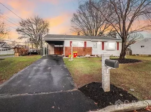 400 Clinton Ave, Middlesex, NJ 08846 photo 1