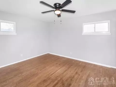400 Clinton Ave, Middlesex, NJ 08846 photo 6