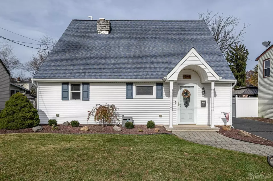 341 Howard Ave, Middlesex, NJ 08846 36 Photos Movoto