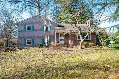 225 Plainfield Rd, Edison, NJ 08820 photo 1
