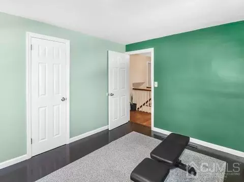 331 Dorn Ave, Middlesex, NJ 08846 photo 19