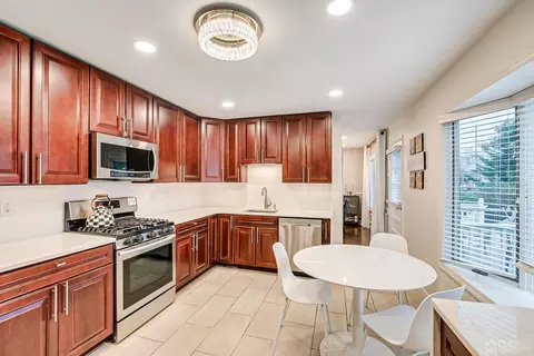 12 Eardley Rd, Edison, NJ 08817 photo 15