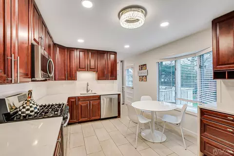 12 Eardley Rd, Edison, NJ 08817 photo 14