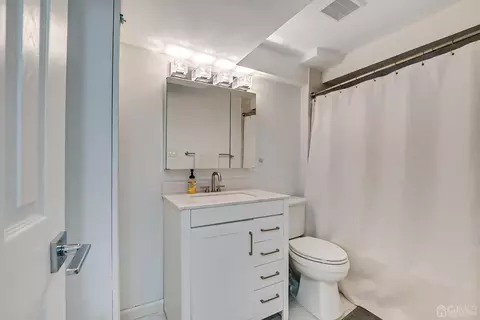 12 Eardley Rd, Edison, NJ 08817 photo 31