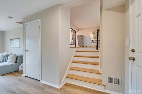 2 Stanley Pl, Edison, NJ 08817 photo 11