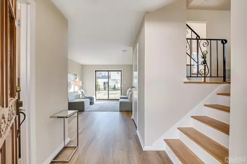 2 Stanley Pl, Edison, NJ 08817 photo 9