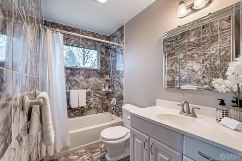 2 Stanley Pl, Edison, NJ 08817 photo 30