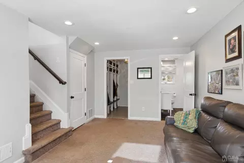 6 Barlow Rd, Edison, NJ 08817 photo 14