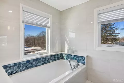 6 Barlow Rd, Edison, NJ 08817 photo 30