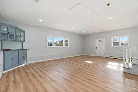 914 Dorn Ave, Middlesex, NJ 08846 photo 12