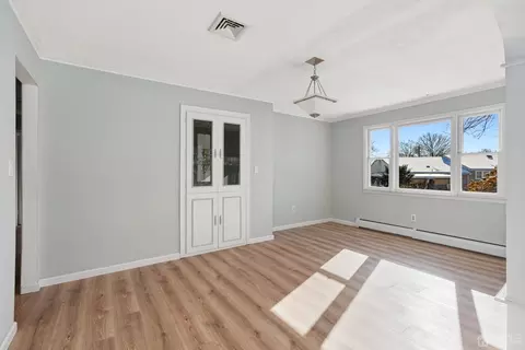 914 Dorn Ave, Middlesex, NJ 08846 photo 10