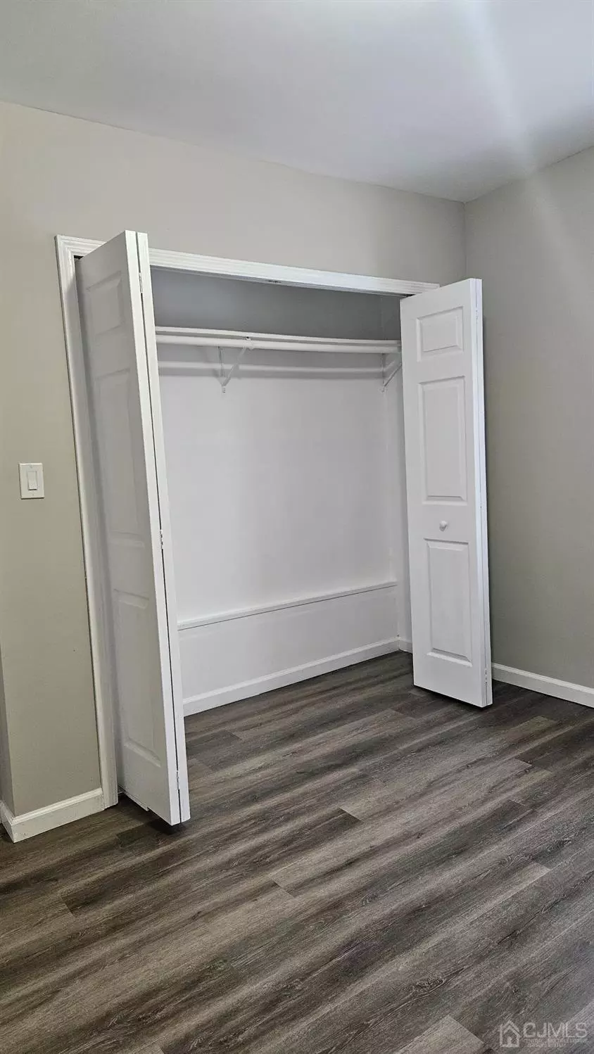 30 Meadow Rd, Edison, NJ 08817 37 Photos Movoto