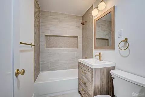 41 Hillcrest Ave, Edison, NJ 08817 photo 18