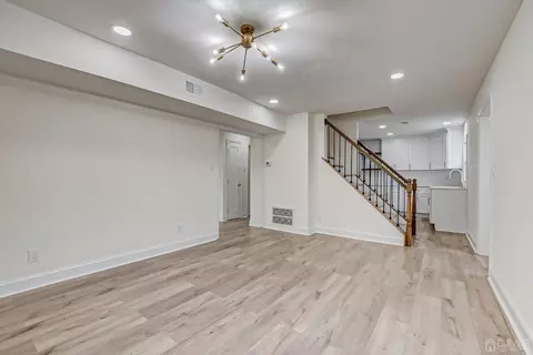 41 Hillcrest Ave, Edison, NJ 08817 photo 6