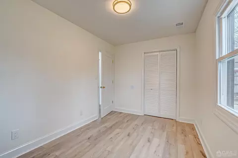 41 Hillcrest Ave, Edison, NJ 08817 photo 17