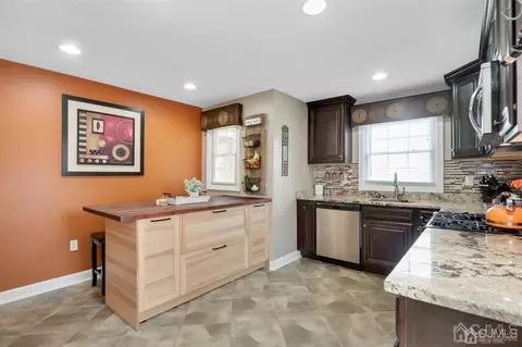 11 Rolling Rd, Middlesex, NJ 08846 photo 7
