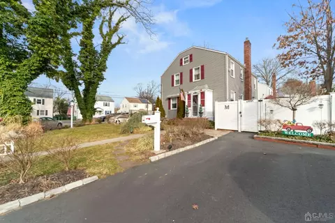 117 Macarthur Dr, Edison, NJ 08837 photo 4
