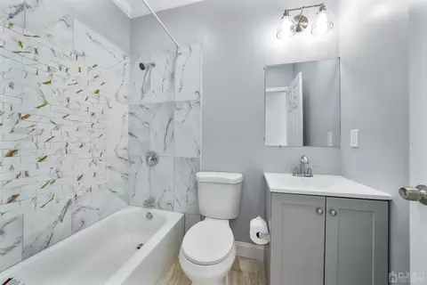 47 Ovington Ave, Edison, NJ 08817 photo 24