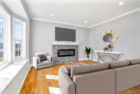 47 Ovington Ave, Edison, NJ 08817 photo 5