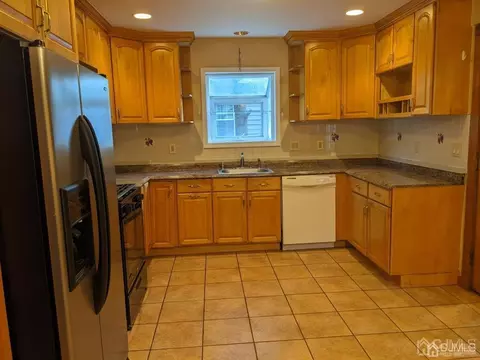 23 Runyon Ave, Edison, NJ 08817 photo 6