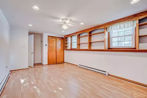8 Fielding Pl, Edison, NJ 08820 photo 13