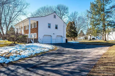 8 Fielding Pl, Edison, NJ 08820 photo 3