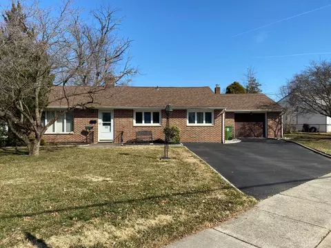 100 Ovington Ave, Edison, NJ 08817 photo 1