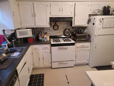 44 Glendale Ave, Edison, NJ 08817 photo 7