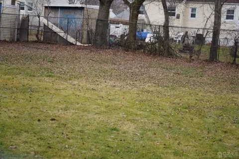 44 Glendale Ave, Edison, NJ 08817 photo 4