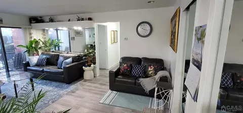 40 Boulder Dr, Edison, NJ 08817 photo 23