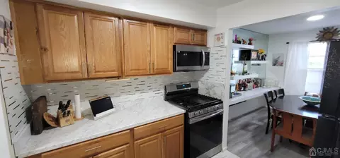 40 Boulder Dr, Edison, NJ 08817 photo 6