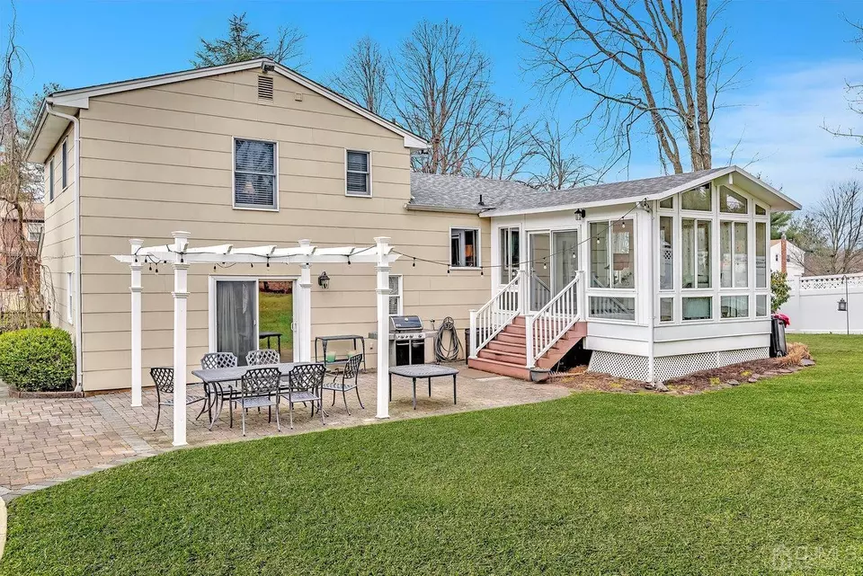 4 Gladstone Dr, East Brunswick, NJ 08816 33 Photos Movoto