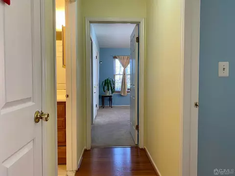 51 Boulder Dr, Edison, NJ 08817 photo 10