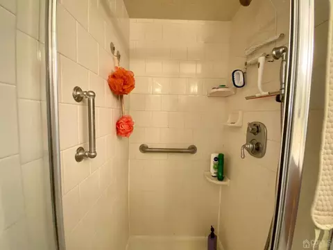 51 Boulder Dr, Edison, NJ 08817 photo 17