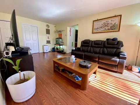51 Boulder Dr, Edison, NJ 08817 photo 2