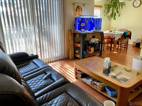 51 Boulder Dr, Edison, NJ 08817 photo 5