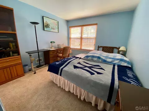 51 Boulder Dr, Edison, NJ 08817 photo 19