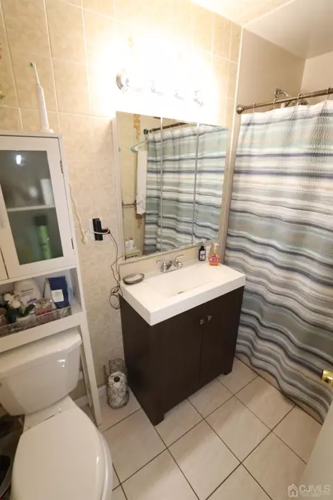 8 Ashley Rd, Edison, NJ 08817 photo 11