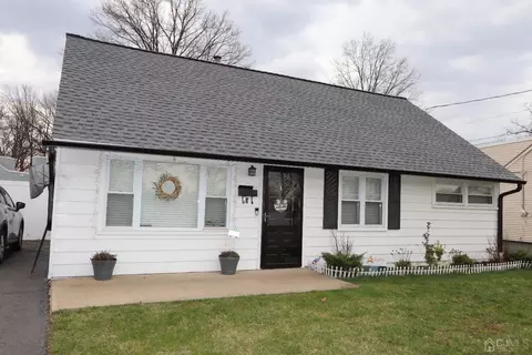 8 Ashley Rd, Edison, NJ 08817 photo 1