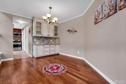 146 Westgate Dr, Edison, NJ 08820 photo 8