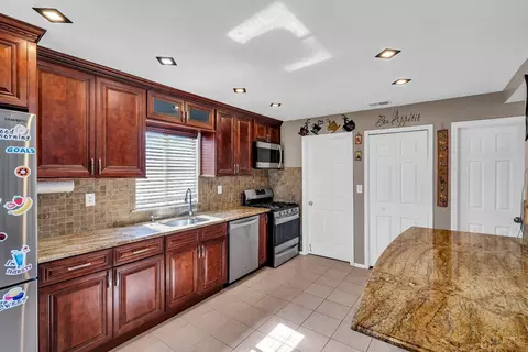 146 Westgate Dr, Edison, NJ 08820 photo 13