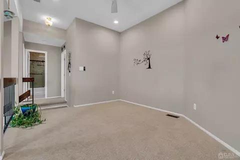 146 Westgate Dr, Edison, NJ 08820 photo 18