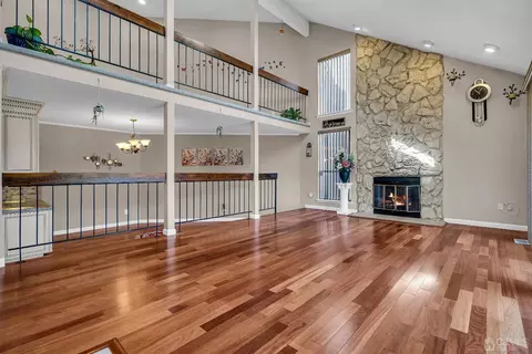 146 Westgate Dr, Edison, NJ 08820 photo 5