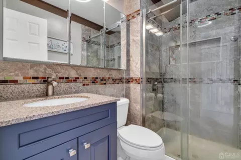 146 Westgate Dr, Edison, NJ 08820 photo 24