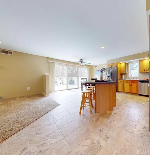 46 Lake Ave, Helmetta, NJ 08828 photo 5
