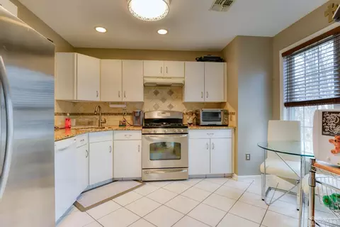 26 Lakeview Dr, Helmetta, NJ 08828 photo 11