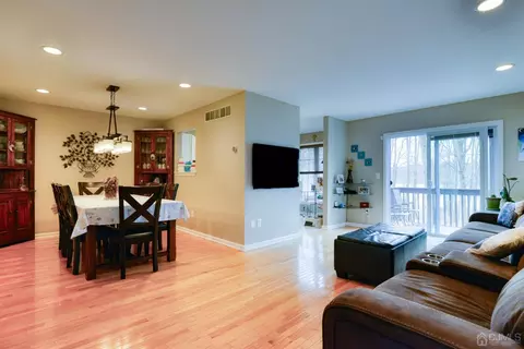26 Lakeview Dr, Helmetta, NJ 08828 photo 6