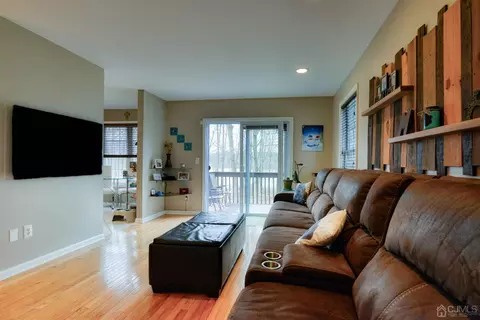26 Lakeview Dr, Helmetta, NJ 08828 photo 7