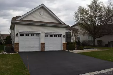 222 Springmeadow Way #222, Monroe, NJ 08831