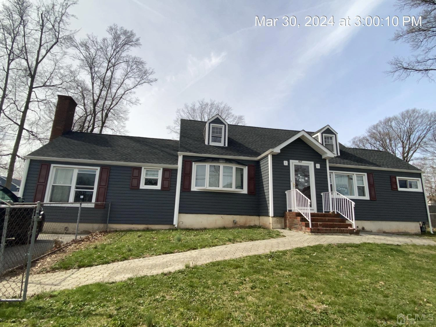 457 E WOODBRIDGE AVE